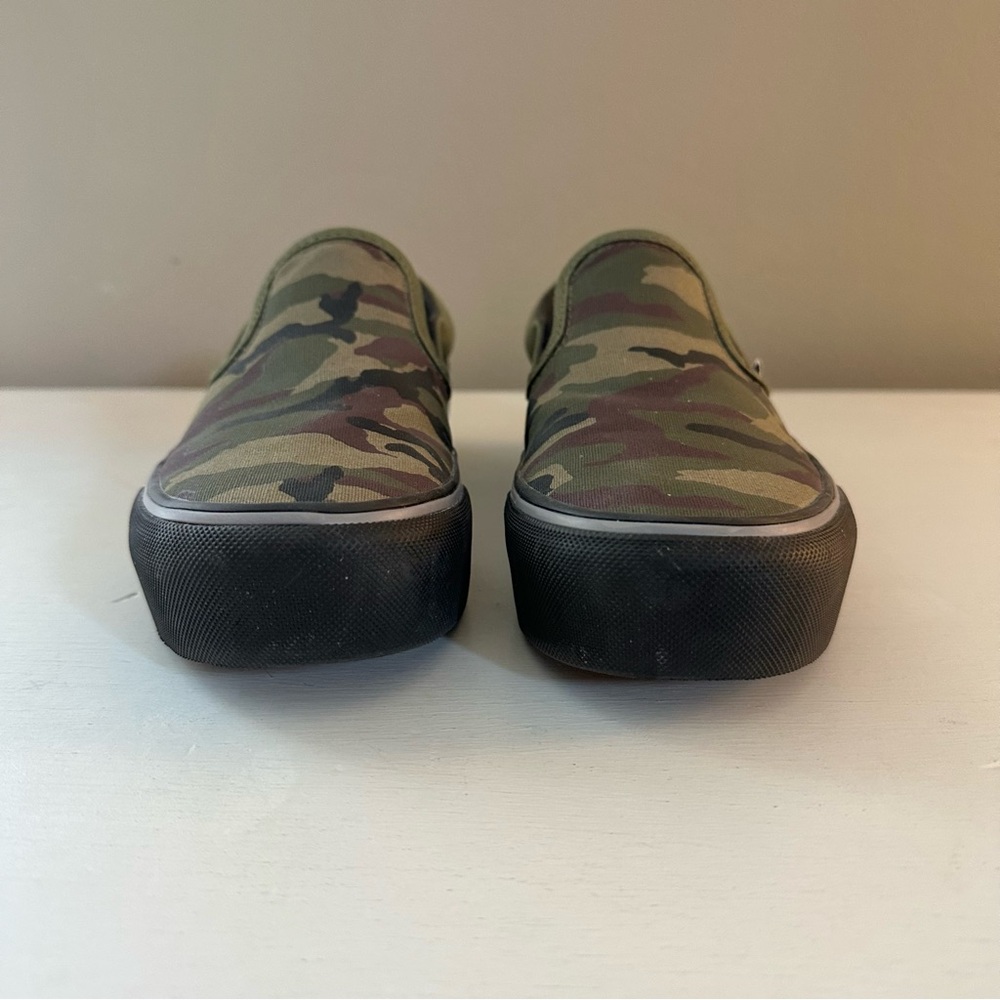 Vans Custom Olive Camo Slip On Sneakers Size 7 - Picture 3 of 7